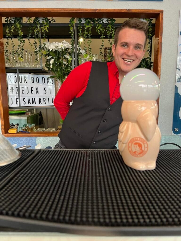 Bar Bazenček — Barman nejc