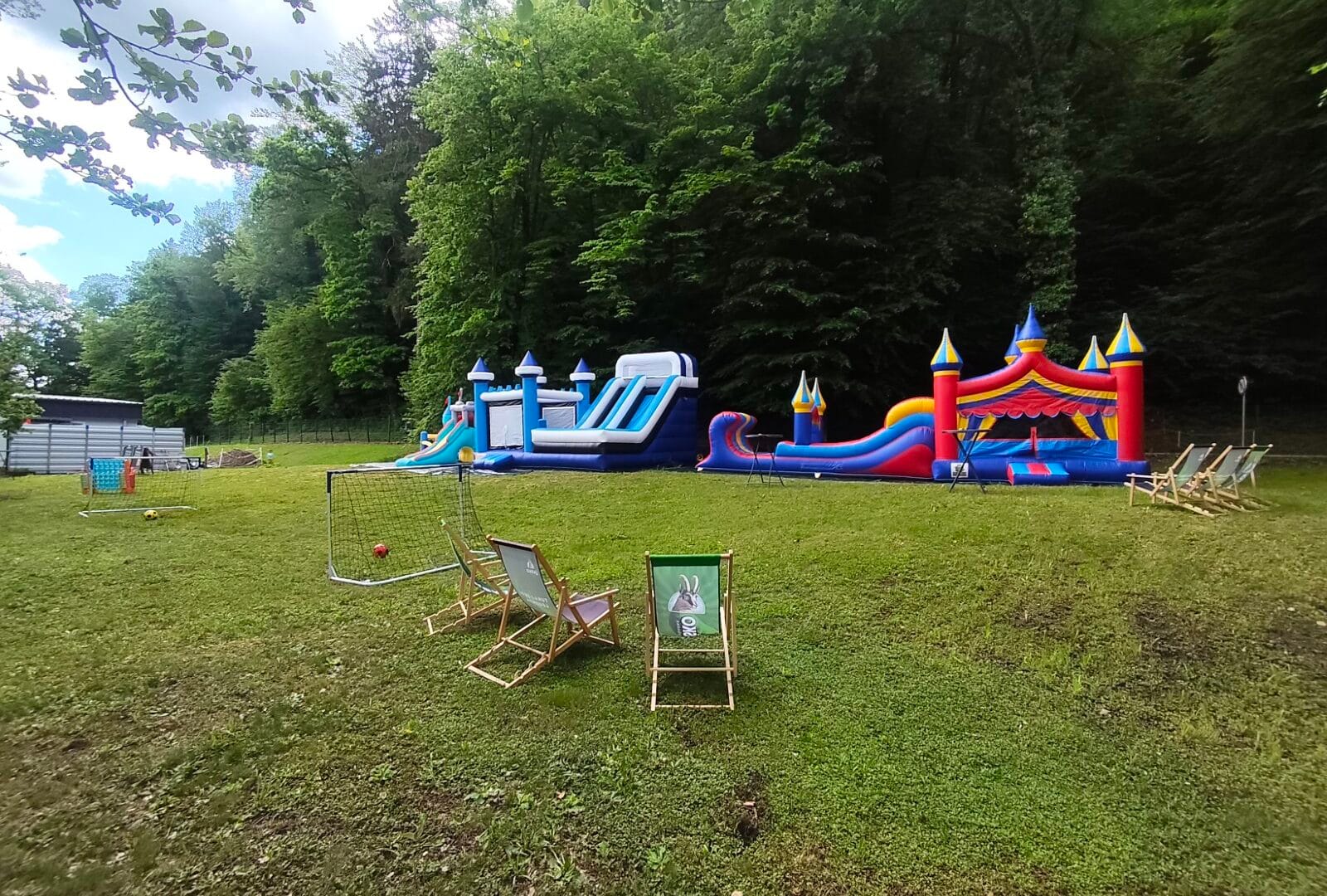 Bazenčkov igralni park v naravi na Mirni