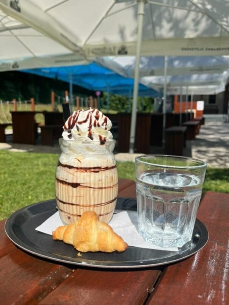 Bar Bazenček — Sladoled koktajl